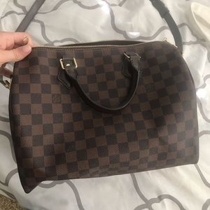 Louis Vuitton Speedy 30
